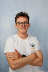 mgr Jakub Cyl - współwłaściciel specjalność: gimnastyka korekcyjna, nauka pływania, zarządzanie w oświacie